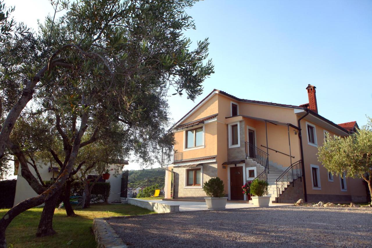 Residence Villa Fiore Portoroz Exterior photo